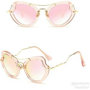 Trendy ROSE Cat Eyed MIRRORED Sunnies